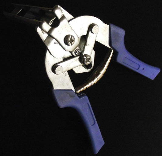 Auto Feed Hog Ring Pliers 11/16 = 1/4 Circle Poultry Shrink Bag Wire Cage Pliers